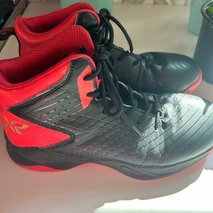 X RAY Black and Red Sneakers, 4Y
